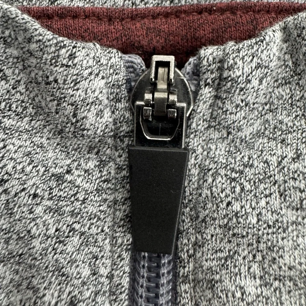 Banana Republic Quick Dry Half Zip Pull Over Gray‎ Medium Preppy Office